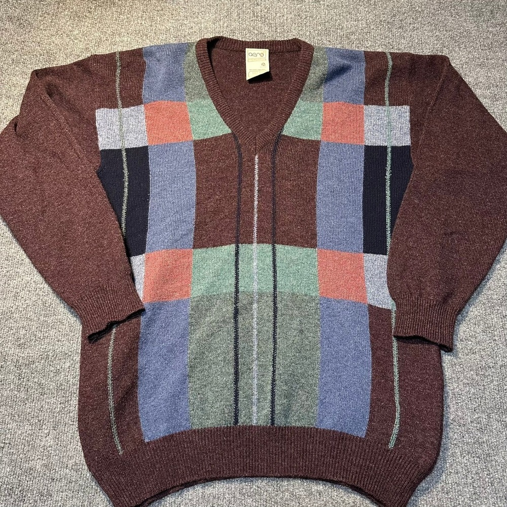 Aero Mens V-Neck Sweater 100% Super Lambswool Geometric Colorblock Burgundy 42in